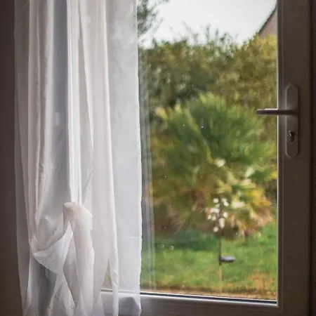 La Maison D'elise 3* Dollon