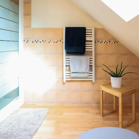 La Maison D'elise Dollon