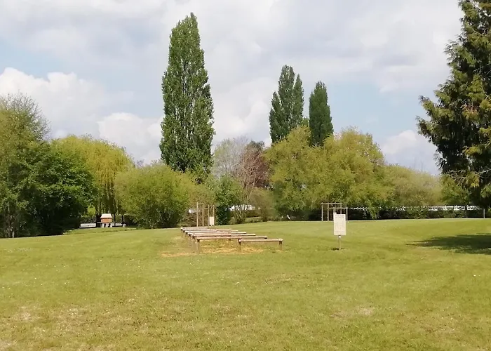 Alojamento de Acomodação e Pequeno-almoço La Maison D'elise Dollon